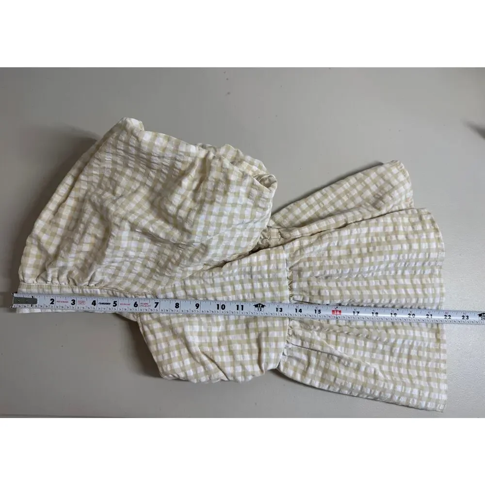 Old Navy Puff Sleeve Smocked Seersucker Gingham Babydoll Top Size Large Petite